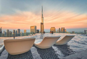 Paramount Midtown Hotel, Burj Khalifa Views